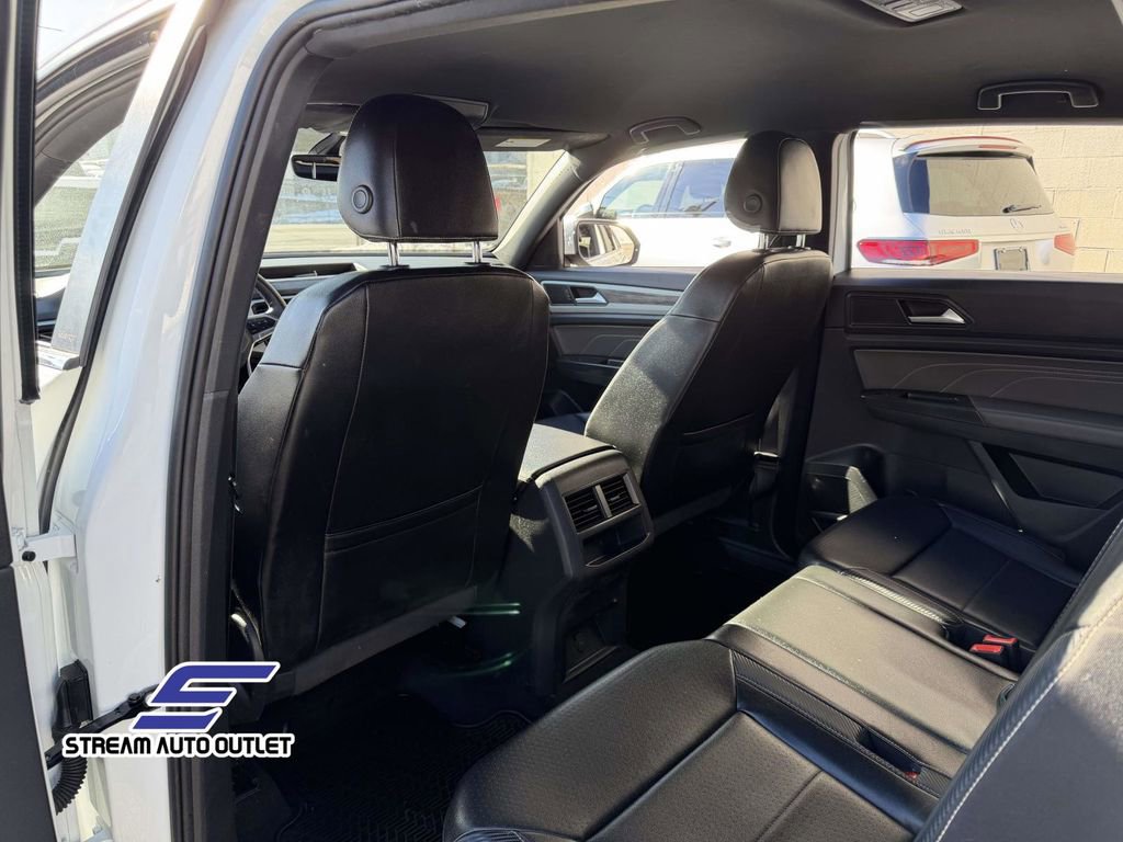 Used 2022 Volkswagen Atlas Cross Sport SE image 23