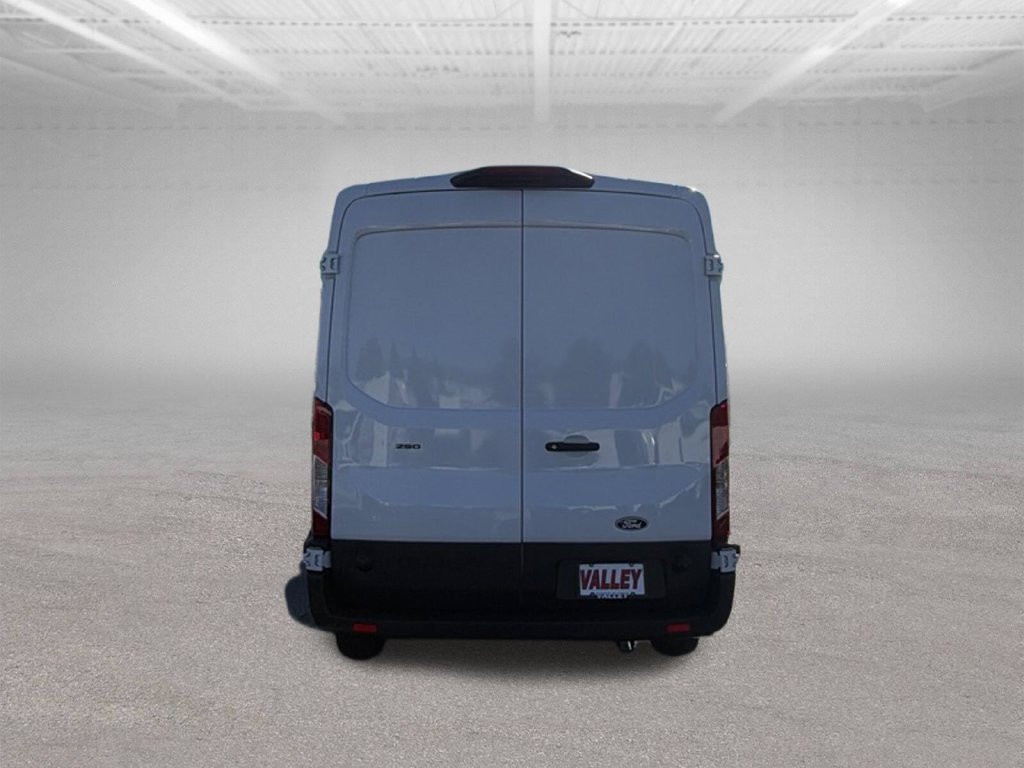 New 2027 Ford Transit 250 148 Medium Roof RWD image 7