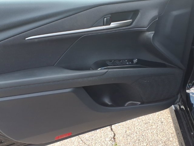 Used 2025 Toyota Camry LE FWD image 9