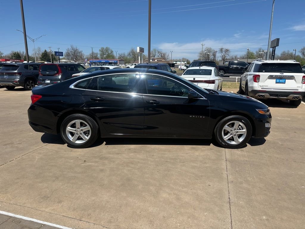 Used 2024 Chevrolet Malibu LT image 4