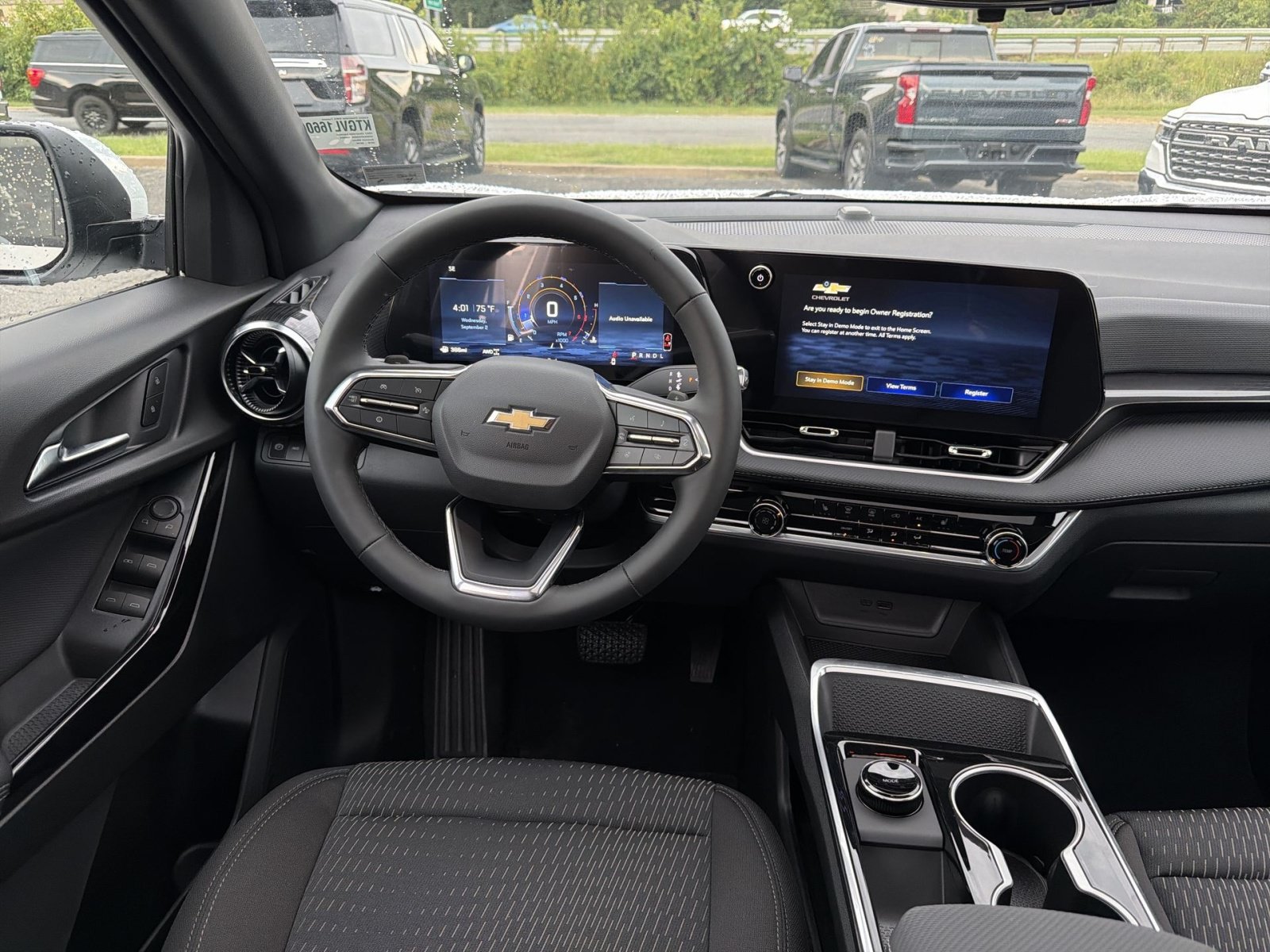 New 2027 Chevrolet Equinox LT w/ Safety and Technology Package AWD/4WD image 16
