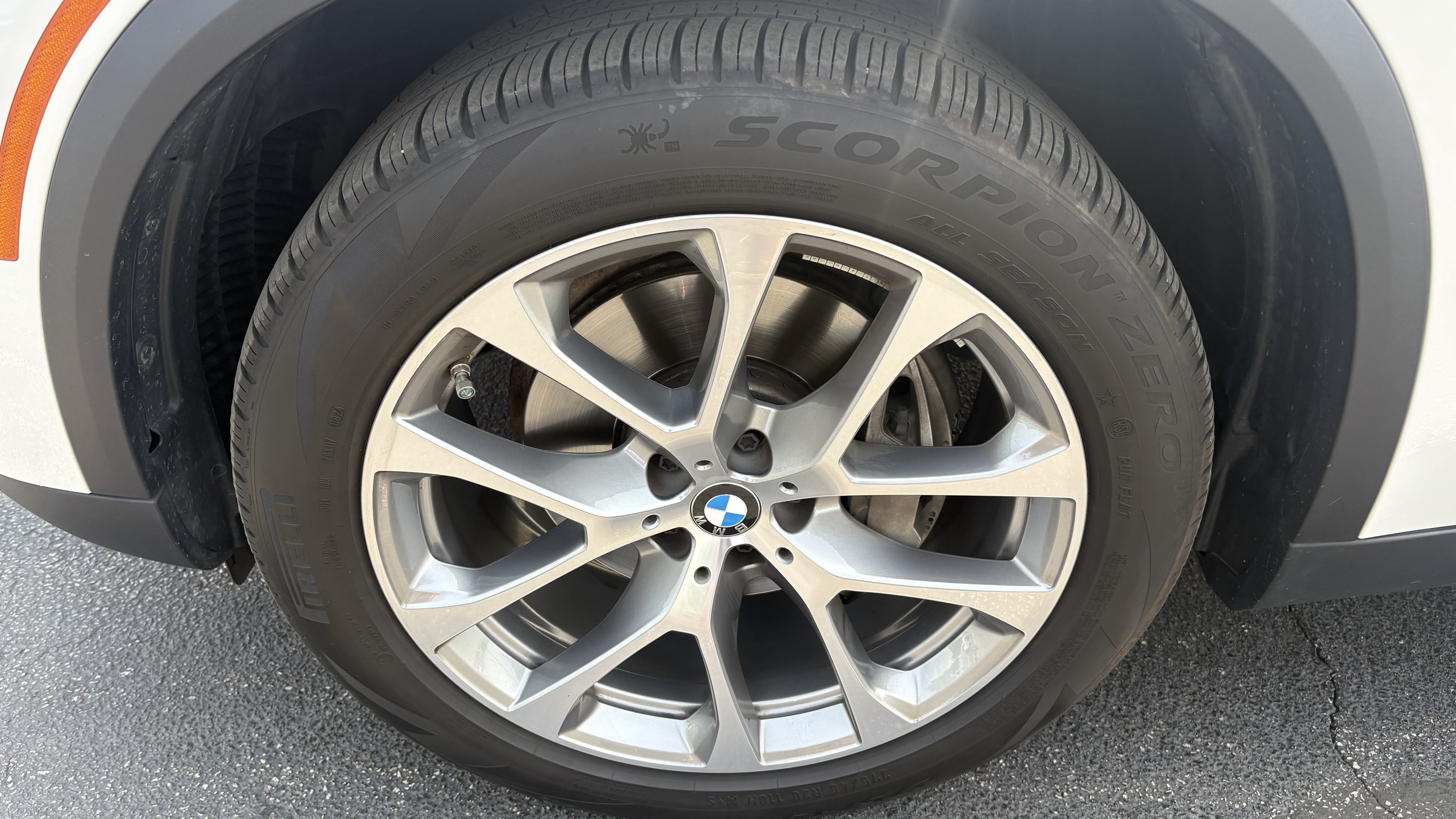 Certified 2025 BMW X5 xDrive40i w/ Premium Package AWD/4WD image 10