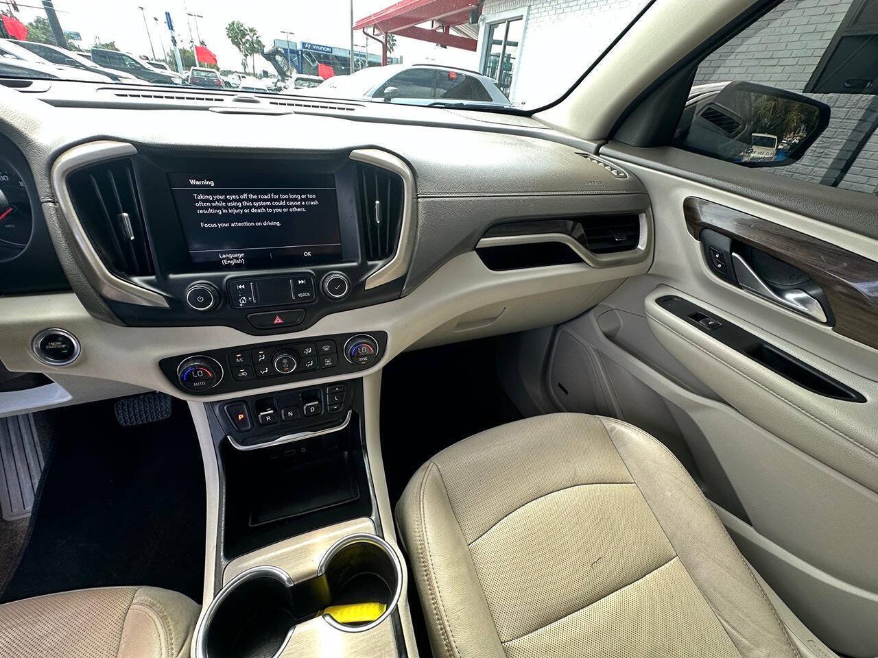 Used 2019 GMC Terrain Denali w/ Driver Alert Package II FWD image 9