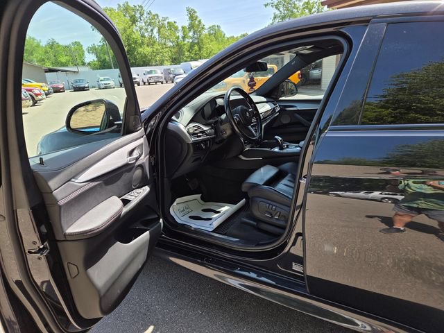 Used 2019 BMW X6 xDrive35i w/ M Sport Package AWD/4WD image 11