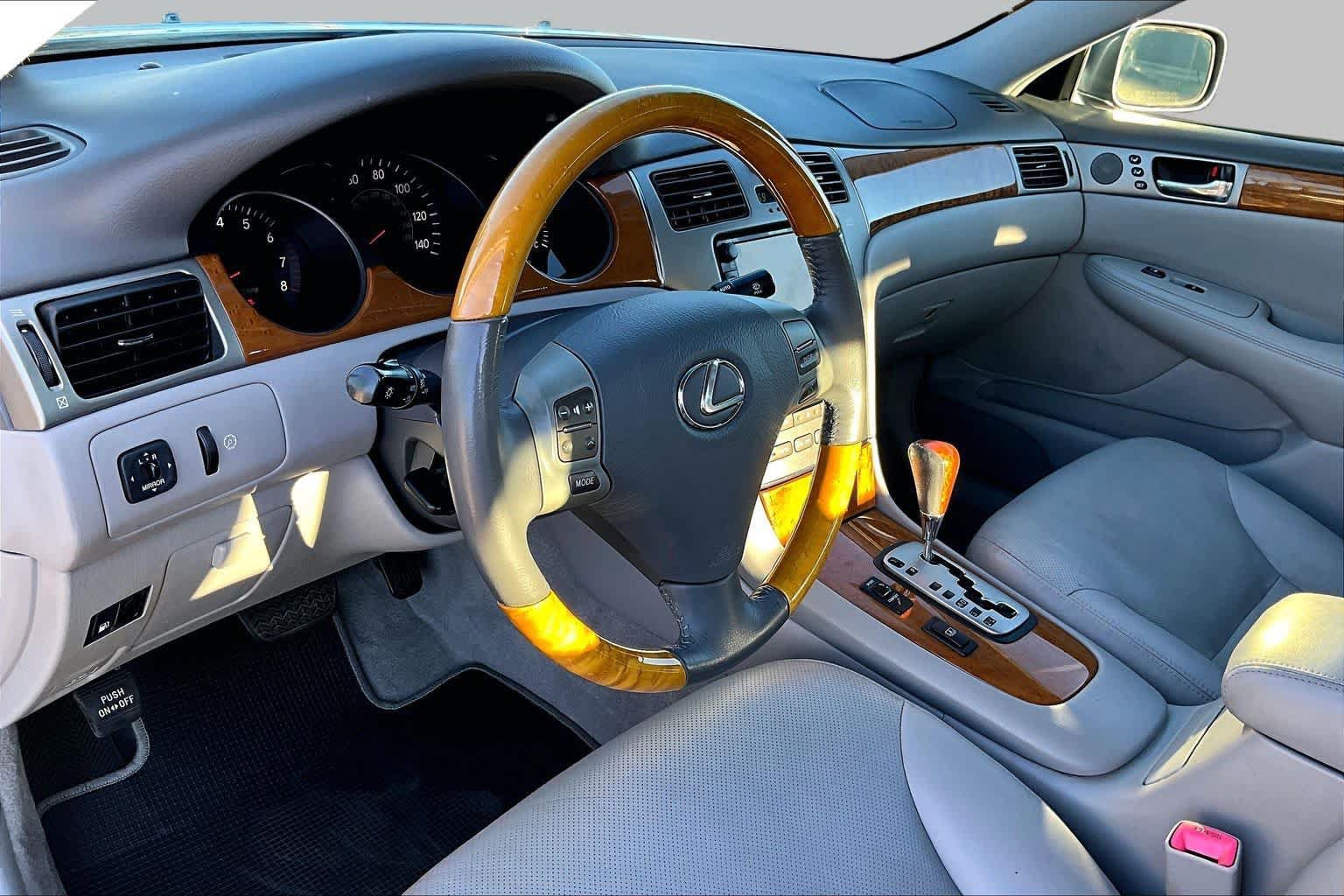 Used 2006 Lexus ES 330 FWD image 16