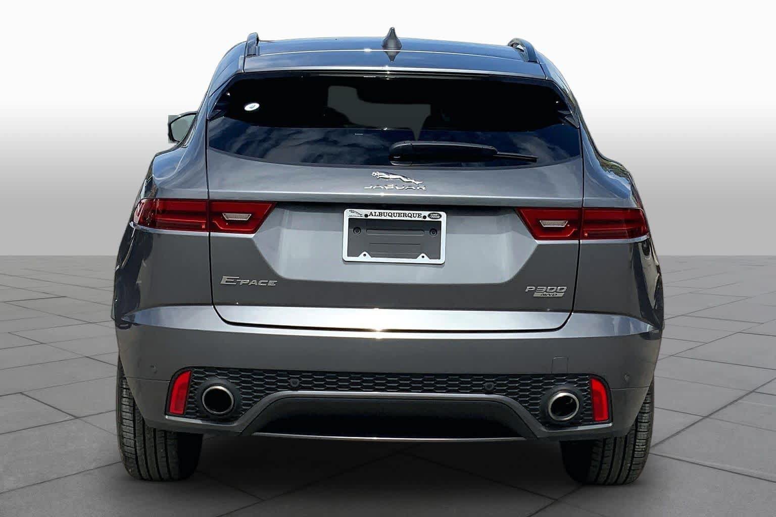 Used 2018 Jaguar E-PACE R-Dynamic SE AWD/4WD image 5