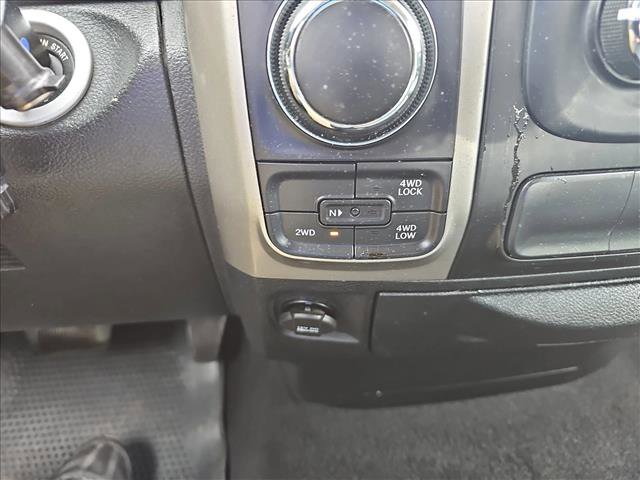 Used 2014 RAM 1500 Classic SLT image 19