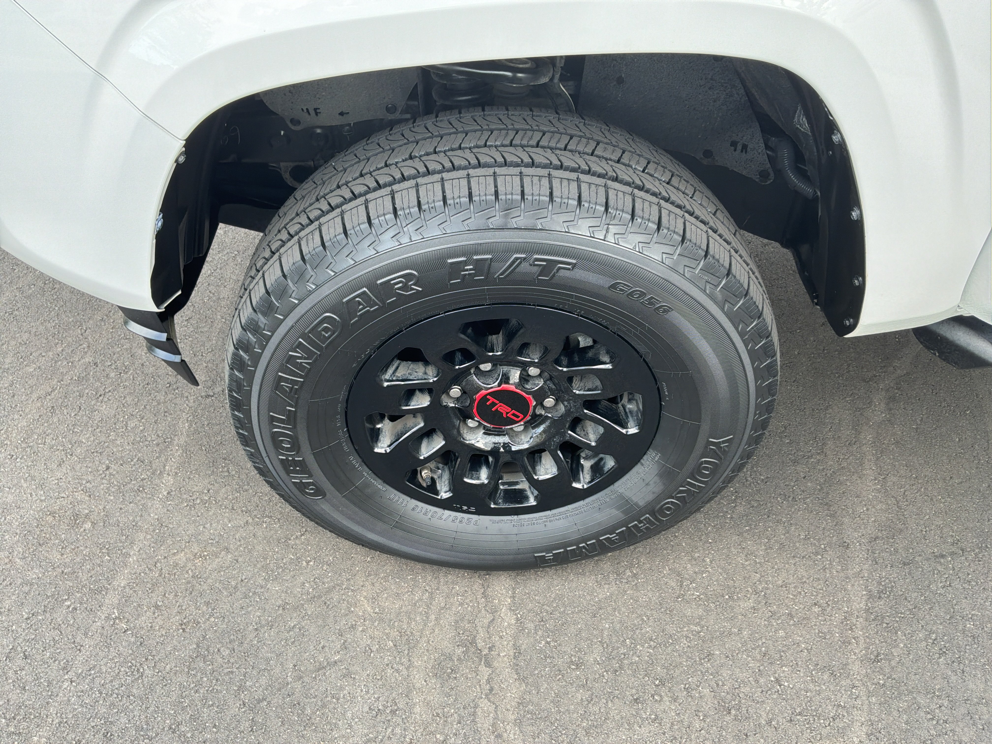 Used 2022 Toyota Tacoma SR AWD/4WD image 13