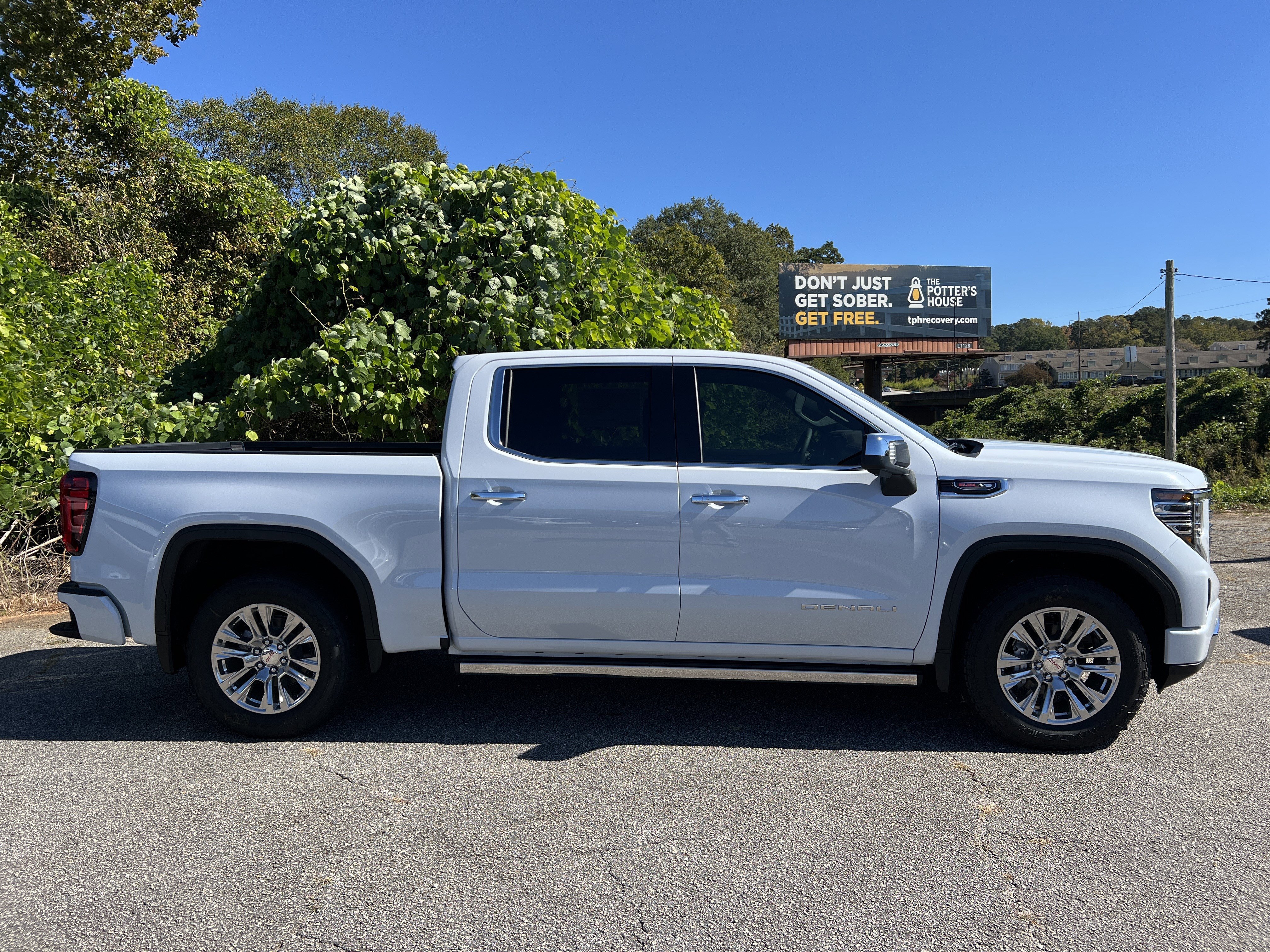 New 2026 GMC Sierra 1500 Denali w/ Technology Package image 5