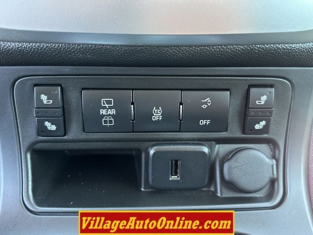 Used 2016 GMC Acadia SLE FWD image 19