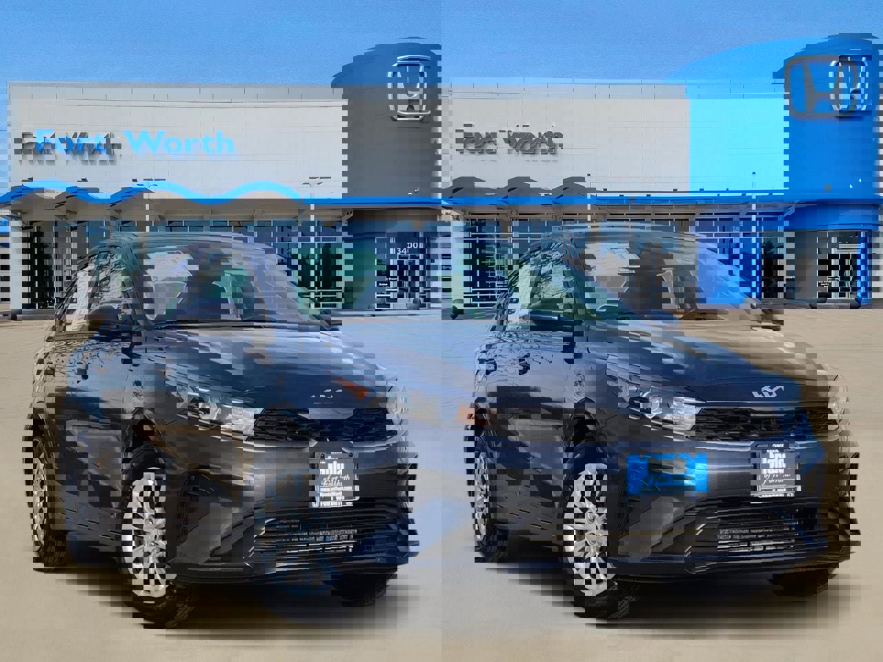 Used 2024 Kia Forte LX video 1