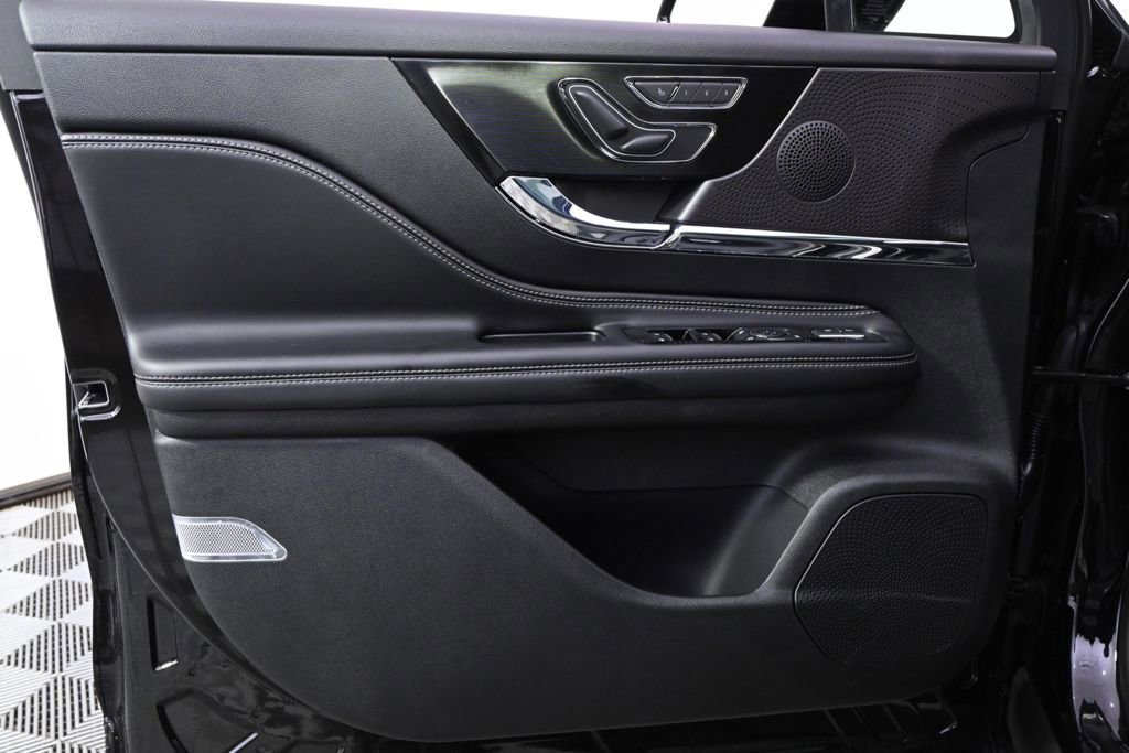 New 2026 Lincoln Corsair Premiere AWD/4WD image 22
