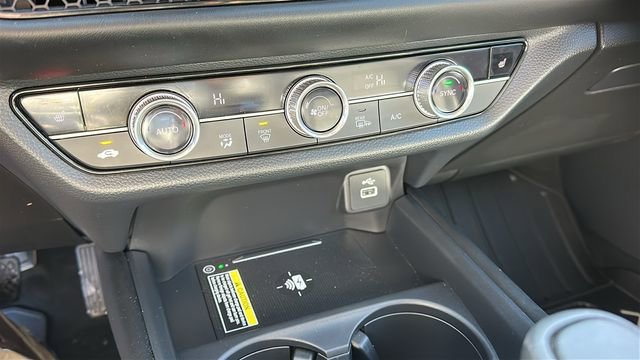 Used 2025 Honda HR-V EX-L image 17