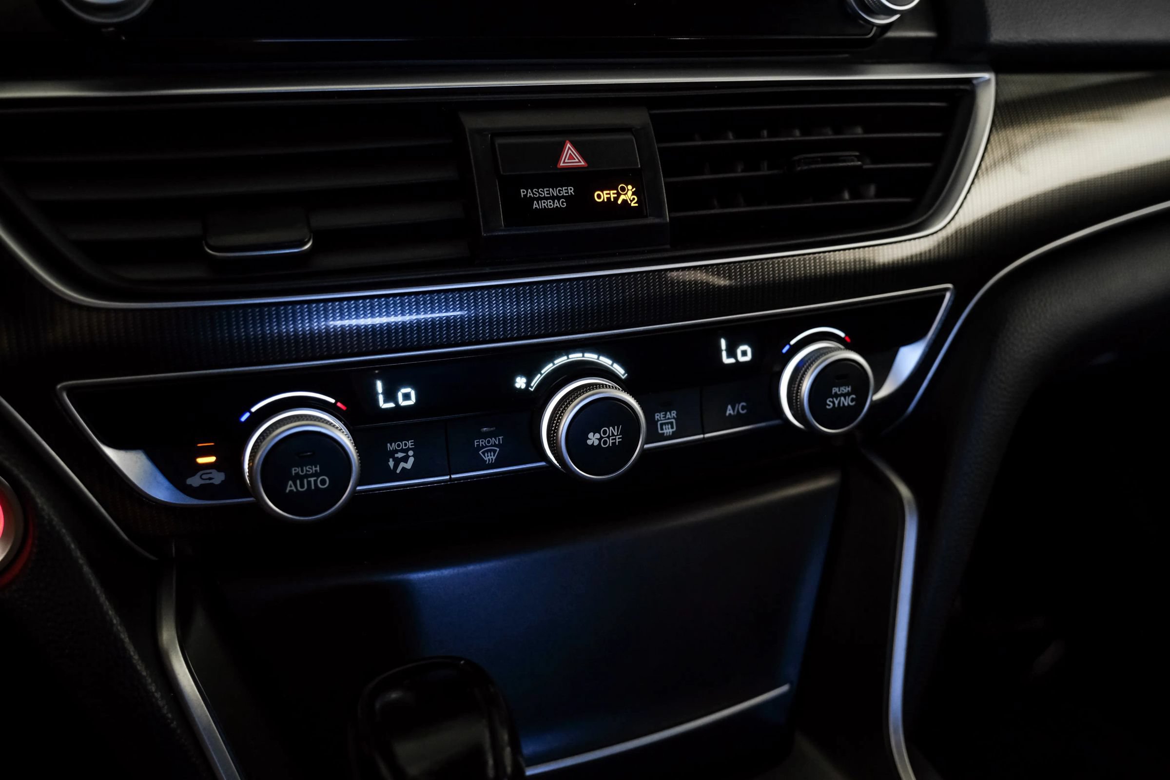 Used 2018 Honda Accord Sport image 21
