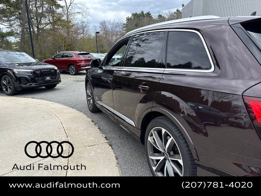 Used 2021 Audi SQ7 Prestige AWD/4WD image 14