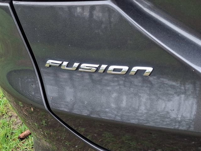 Certified 2017 Ford Fusion SE FWD image 11