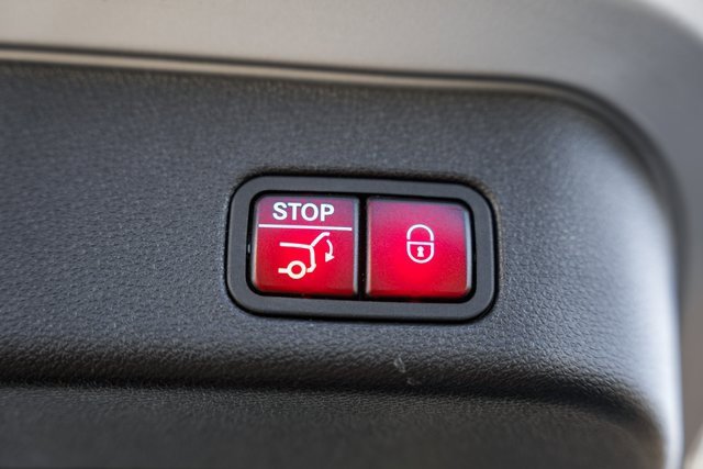 Used 2015 Mercedes-Benz ML 350 4MATIC image 10