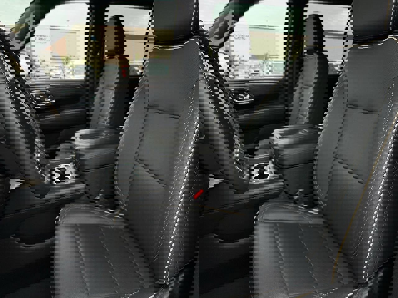 Certified 2023 Chevrolet Suburban Premier image 22