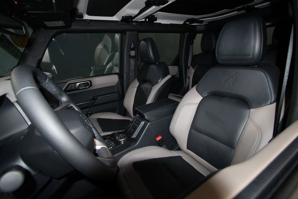 Used 2024 Ford Bronco Wildtrak image 4