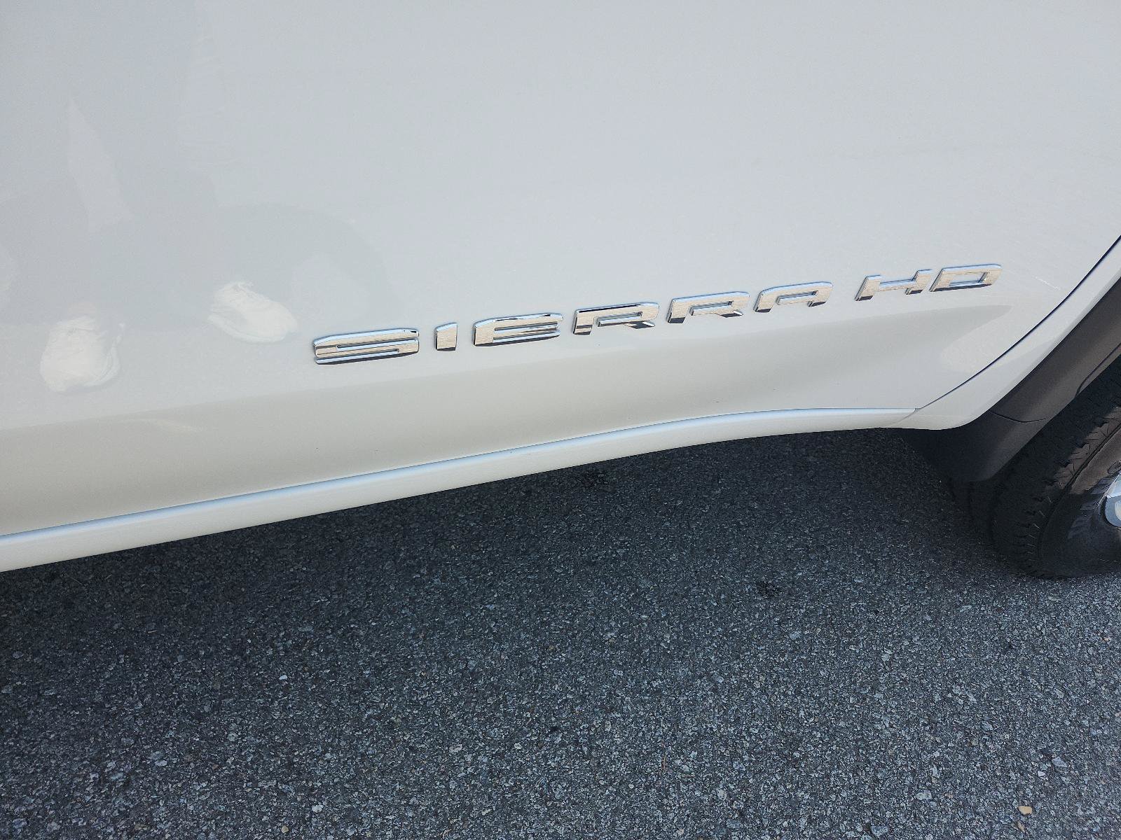 Certified 2025 GMC Sierra 2500 Pro w/ Convenience Package AWD/4WD image 7