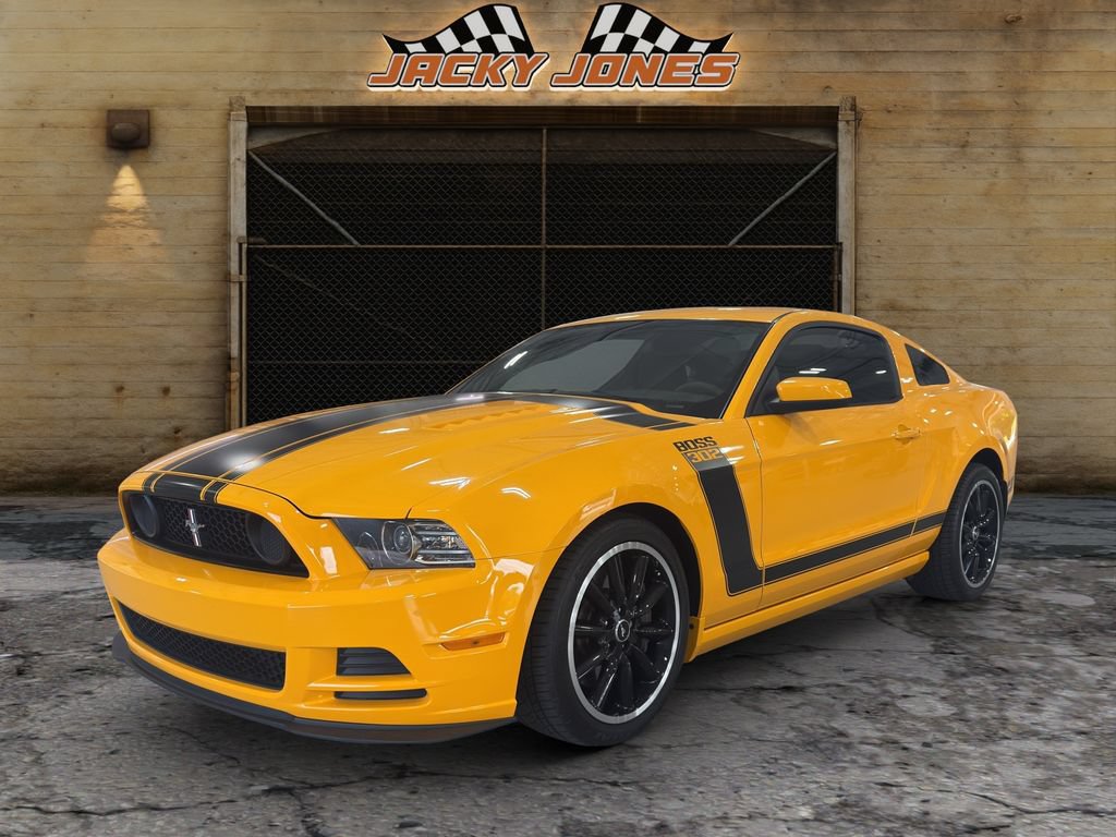 Used 2013 Ford Mustang Boss 302 RWD video 2