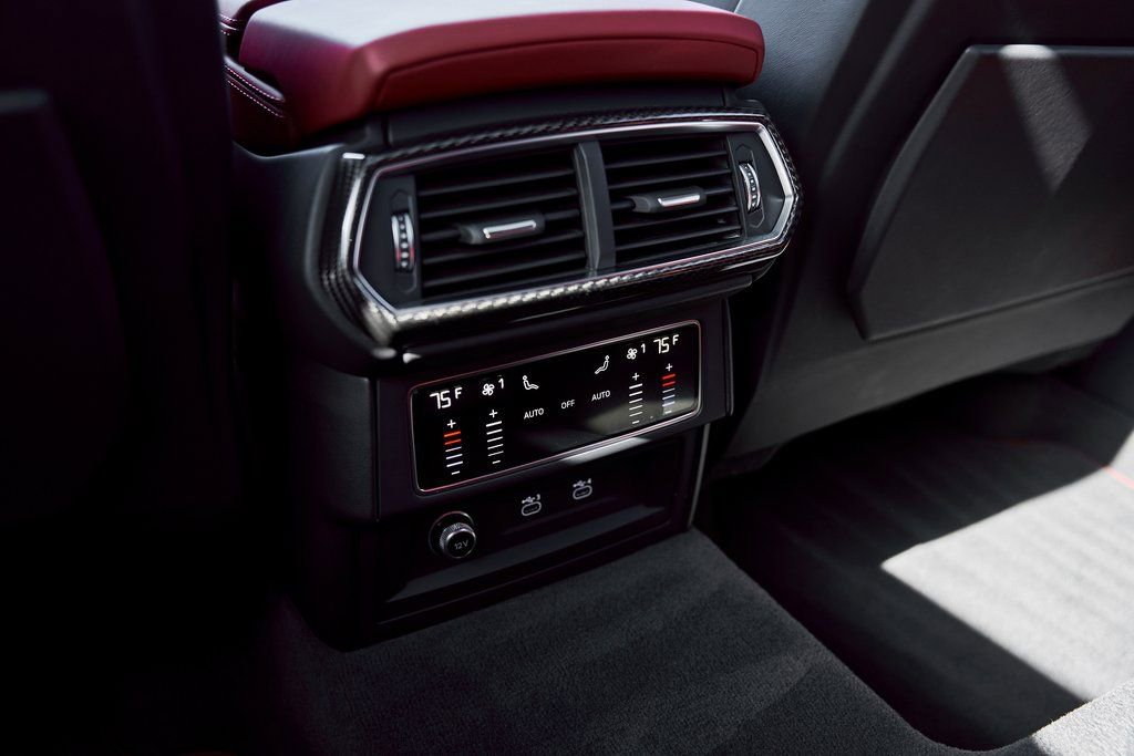 Used 2024 Lamborghini Urus S image 55