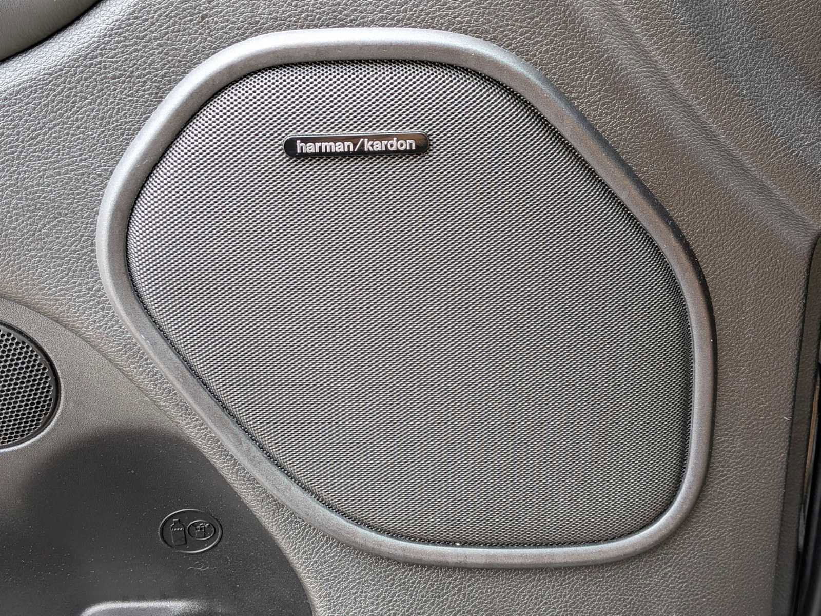 Used 2021 Dodge Durango R/T w/ Blacktop Package image 32