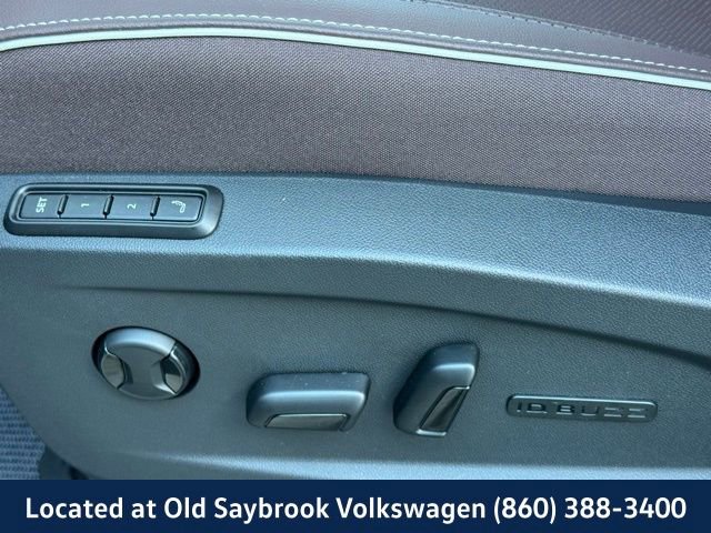 New 2025 Volkswagen ID. Buzz Pro S image 30