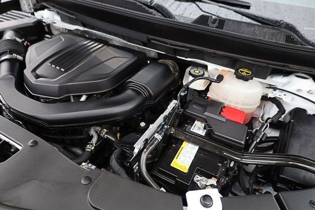 Used 2024 Chevrolet Traverse LT w/ Enhanced Driving Package image 42