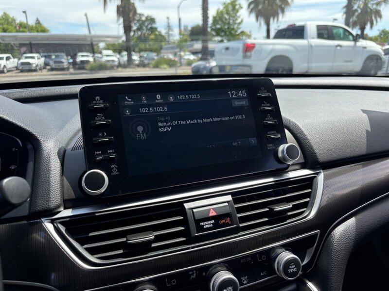 Used 2019 Honda Accord Sport image 18
