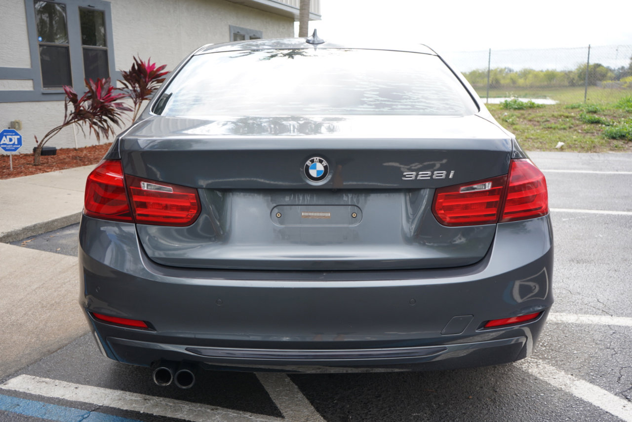 Used 2015 BMW 328i Sedan w/ Premium Package image 5
