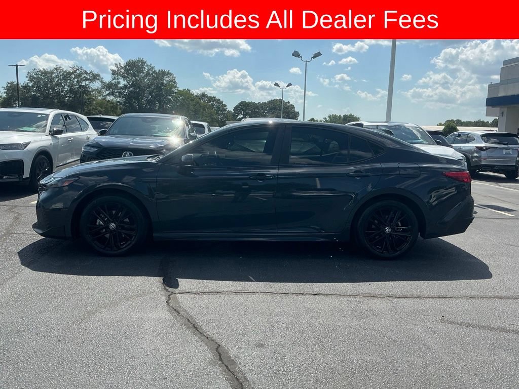 Used 2025 Toyota Camry SE w/ Convenience Package AWD/4WD image 2