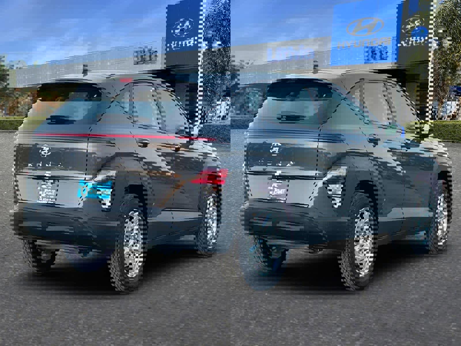 New 2026 Hyundai Kona SE image 2