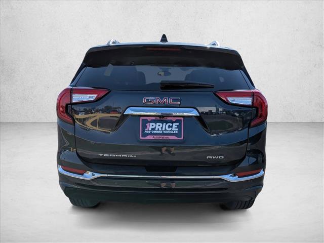 Used 2022 GMC Terrain Denali w/ Denali Premium Package AWD/4WD image 8