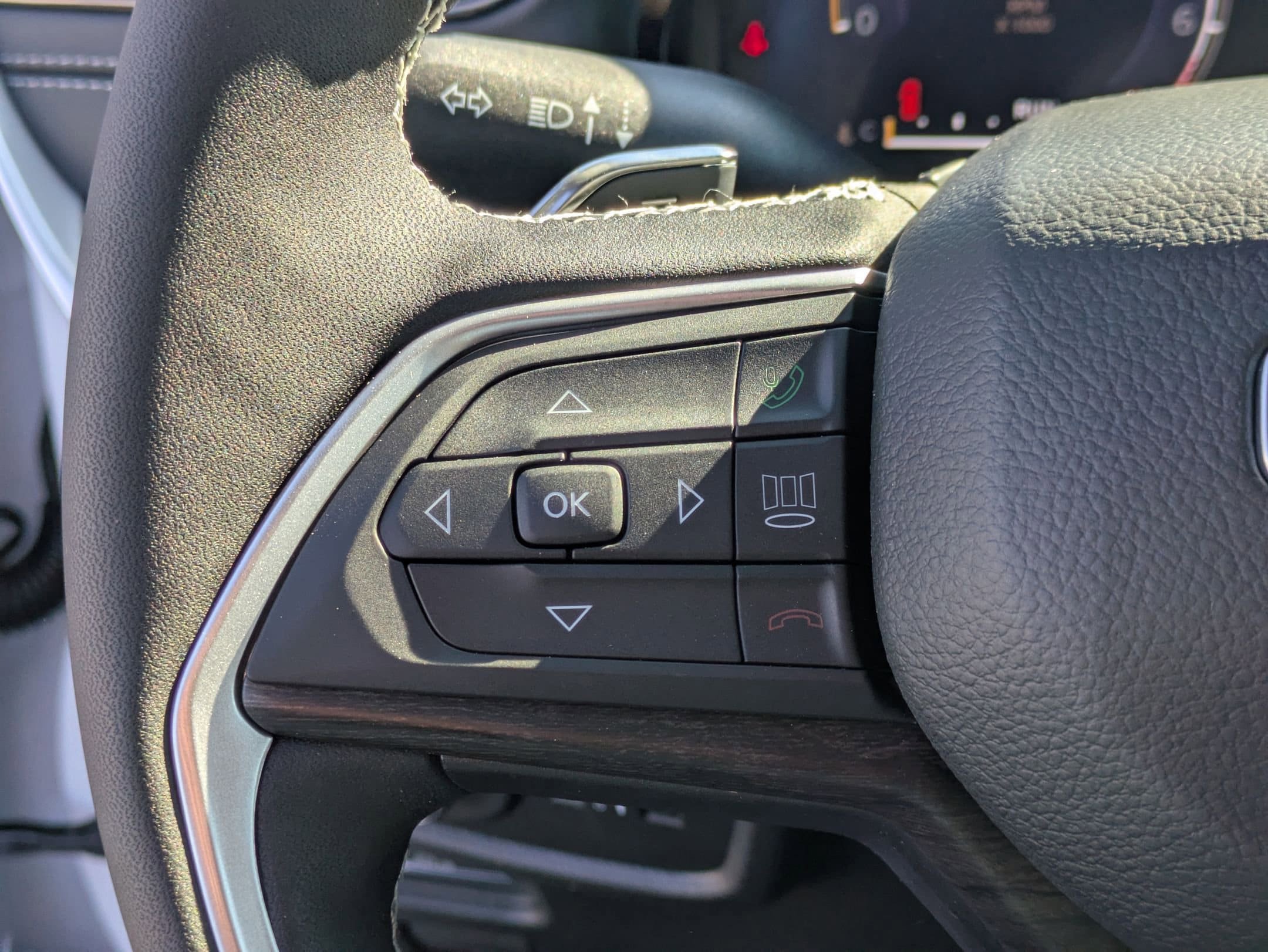 New 2026 Jeep Grand Cherokee Altitude AWD/4WD image 15