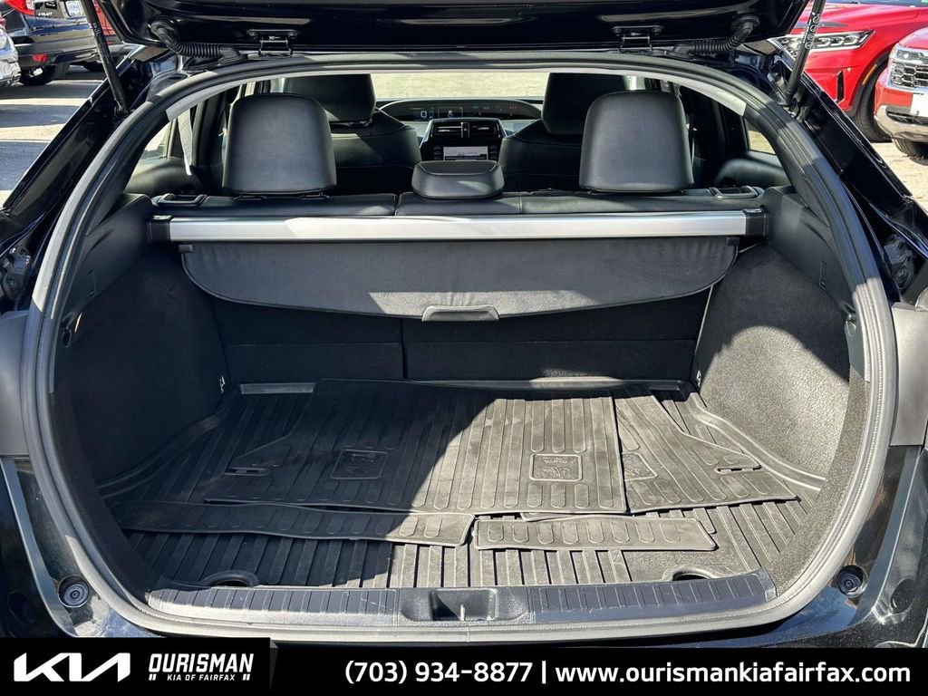 Used 2022 Toyota Prius XLE image 21