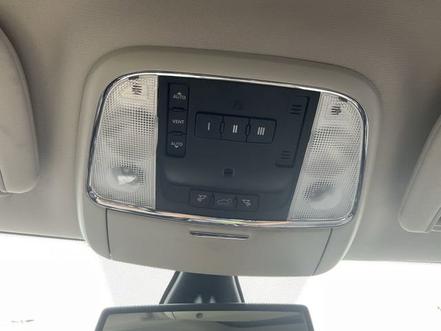 Used 2013 Dodge Durango Crew w/ Crew Convenience Group AWD/4WD image 16