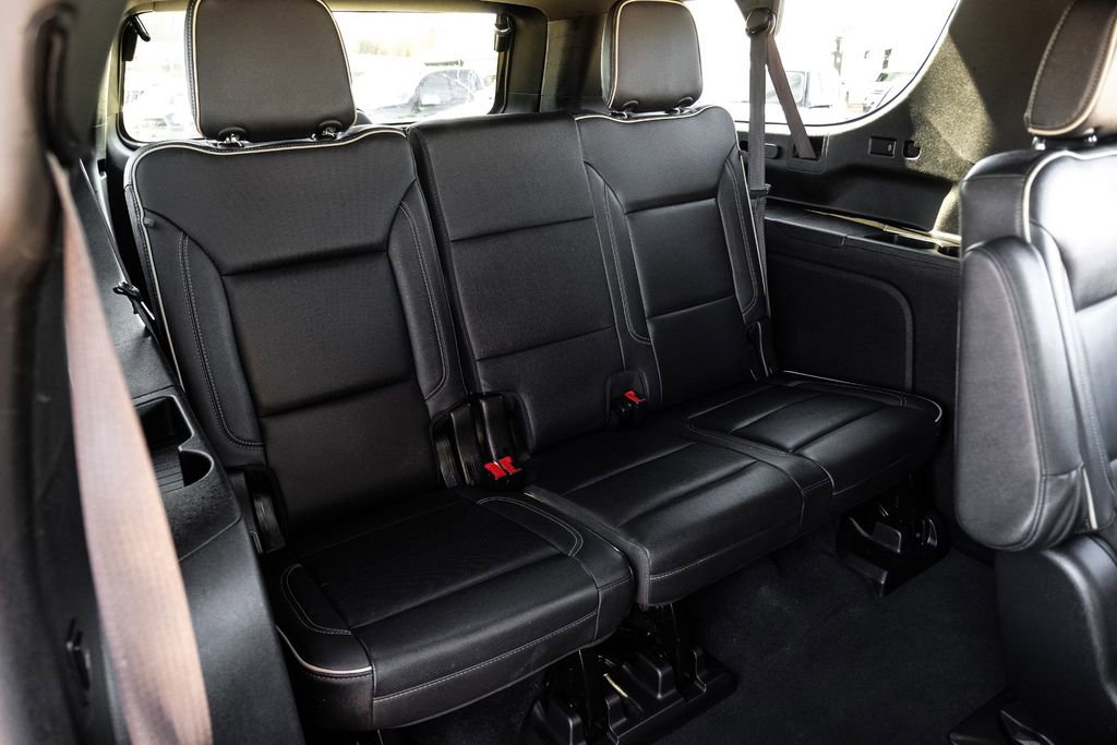 Used 2022 Chevrolet Suburban Premier image 42