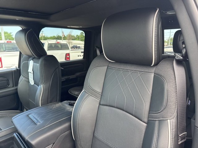 New 2025 RAM 2500 Limited image 11