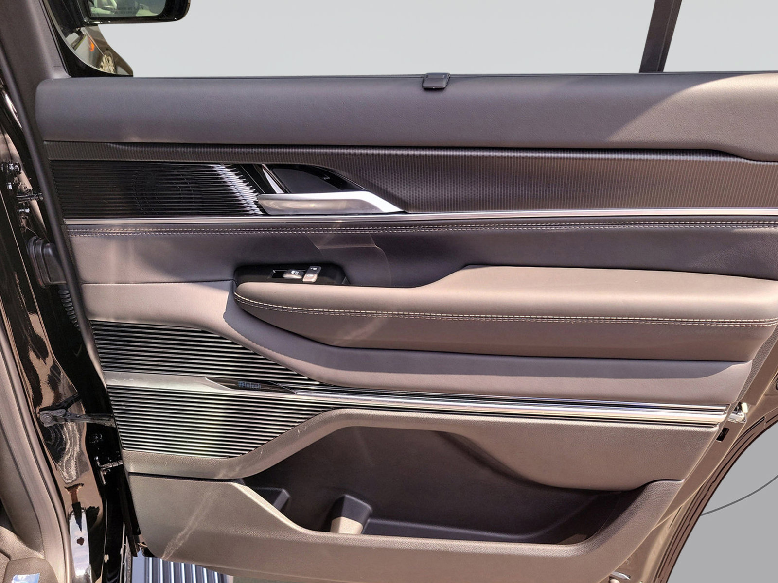 New 2026 Jeep Grand Wagoneer Summit w/ Premium Group III AWD/4WD image 37