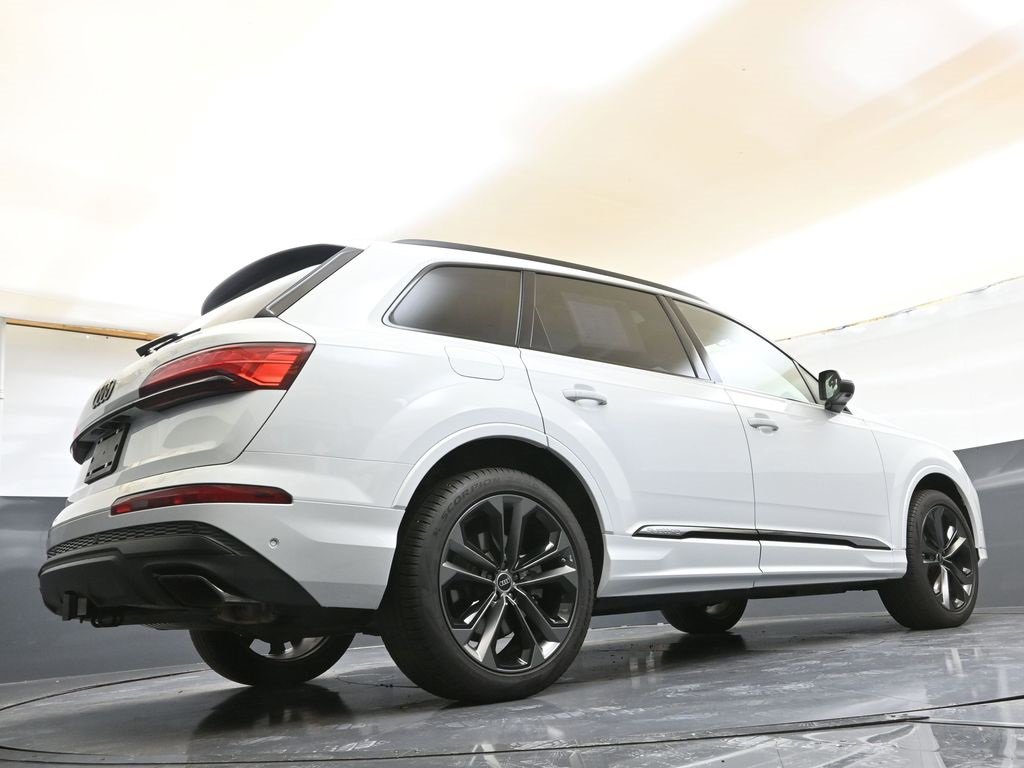 Used 2025 Audi Q7 3.0T Premium Plus w/ Premium Plus Package image 39