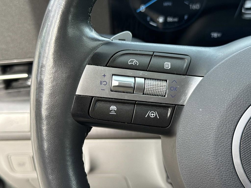 Used 2024 Hyundai Kona Limited image 39