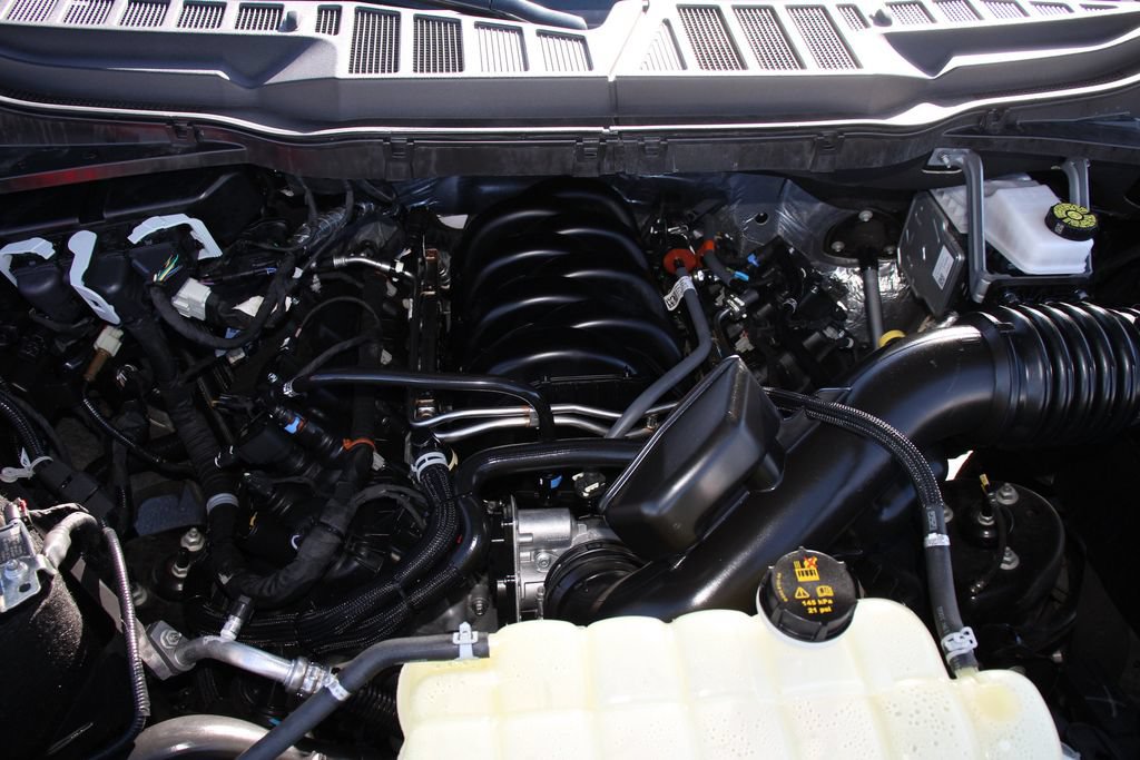 Certified 2025 Ford F150 XLT w/ Equipment Group 301A Standard RWD image 29