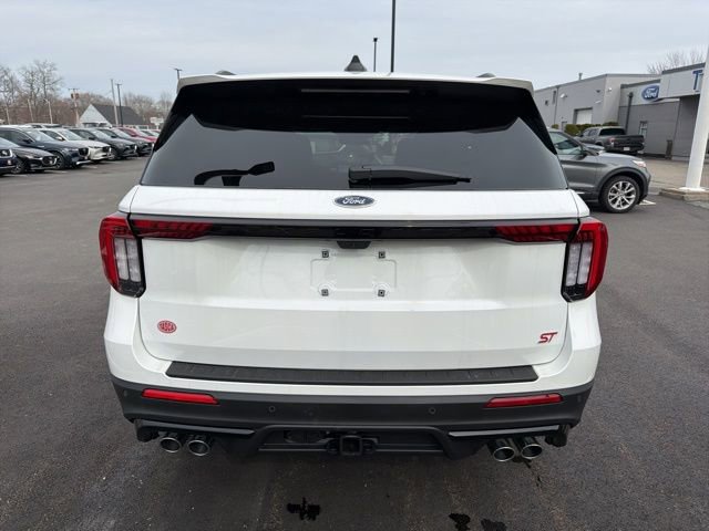 New 2026 Ford Explorer ST image 4
