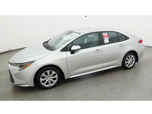 New 2026 Toyota Corolla LE image 2