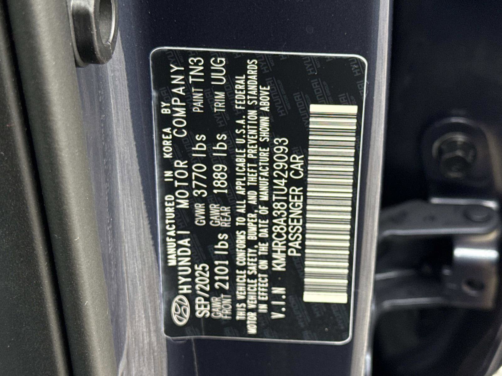 New 2026 Hyundai Venue SEL FWD image 18