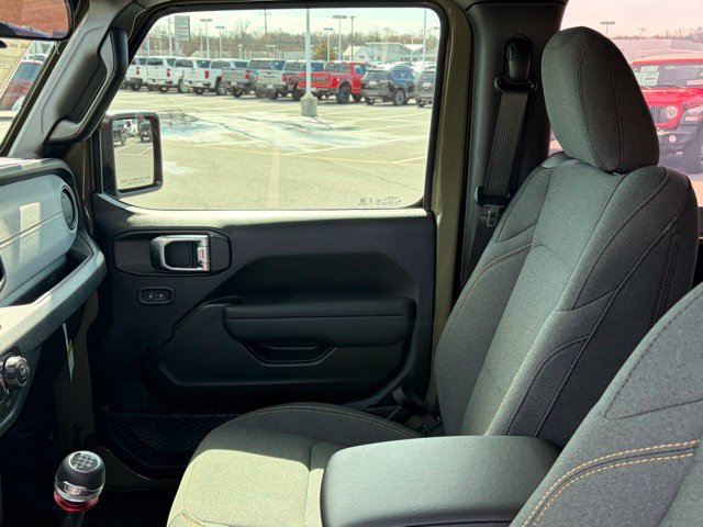 New 2026 Jeep Wrangler Sport AWD/4WD image 32
