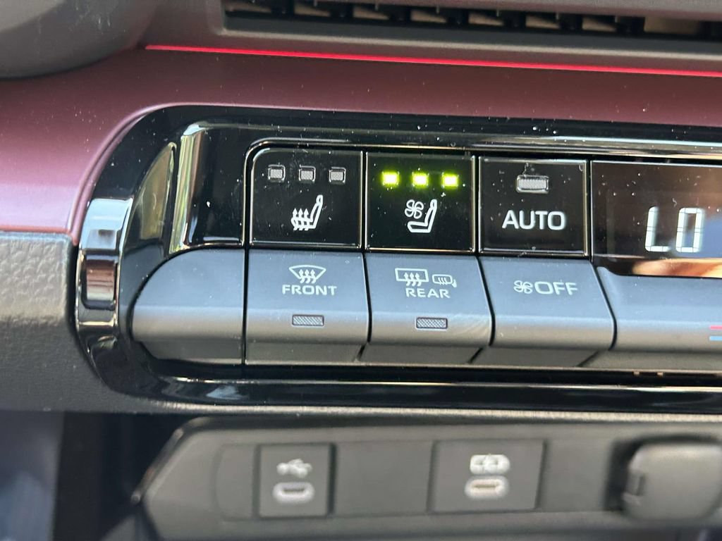 New 2026 Toyota Prius Plug-In Hybrid w/ Limited Premium Package FWD image 24