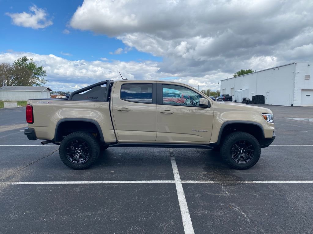 Used 2022 Chevrolet Colorado ZR2 w/ ZR2 Dusk Special Edition AWD/4WD image 8