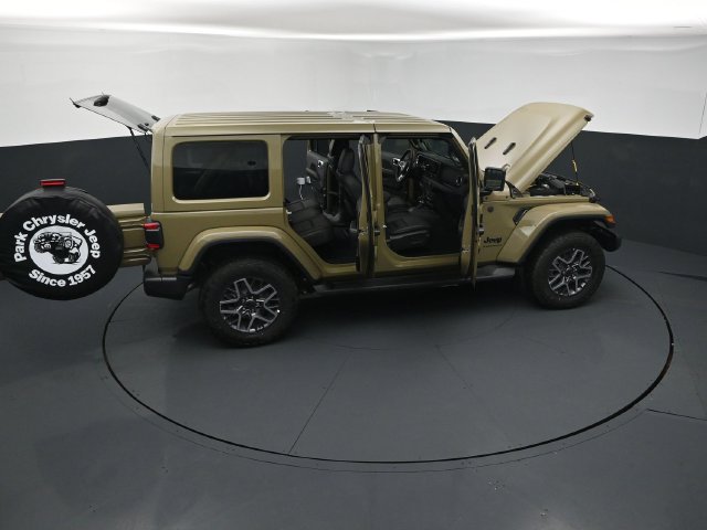 New 2026 Jeep Wrangler Unlimited Sahara AWD/4WD image 30